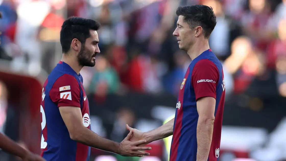 نقل نجم برشلونة إيلكاي غاندوغان إلى المستشفى 1 إيلكاي غاندوغان