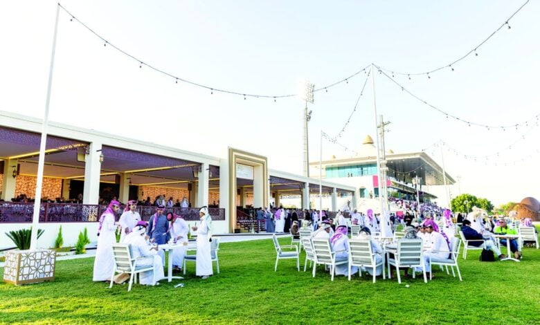 ‫ دعم كبير لمهرجان سيف سمو الأمير للفروسية