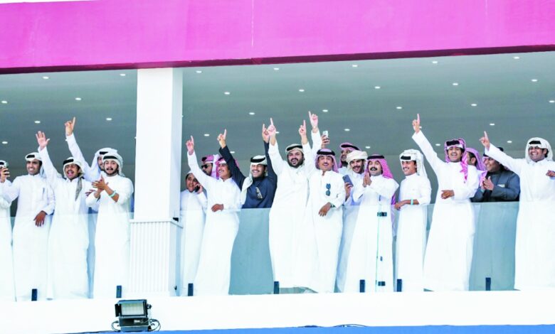 ‫ شوط الجمل تلاد عدد 20 يشعل مهرجان قطر للإبل