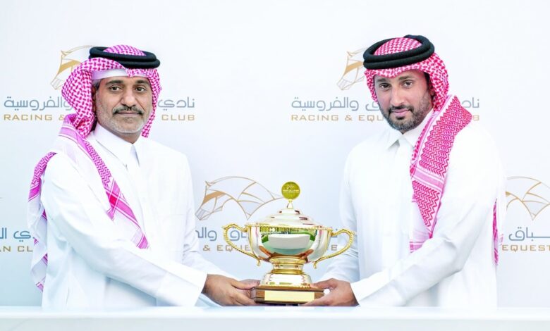 ‫ علي يوسف الكبيسي المشرف العام على السباقات وذنان ريسنغ