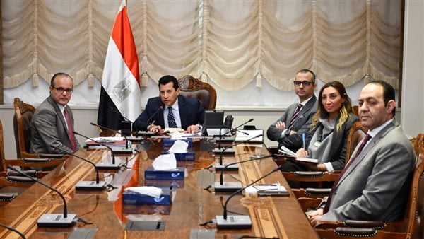 أشرف صبحي يلتقي اللجنة التنفيذية للاتحاد الإفريقي للرياضة الجامعية 1 صبحي يلتقي اللجنة