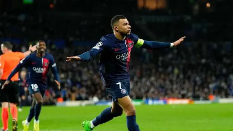 أول تعليق من مبابي على تلميحات تشواميني باقتراب رحيله للدوري الإسباني 1 تعليق من مبابي على تلميحات تشواميني باقتراب رحيله للدوري