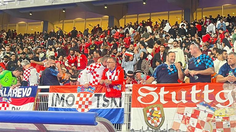 جمهور كرواتيا يؤازر منتخب بلاده في ستاد العاصمة الإدارية (صور) 1 جمهور كرواتيا يؤازر منتخب بلاده في ستاد العاصمة الإدارية (صور)