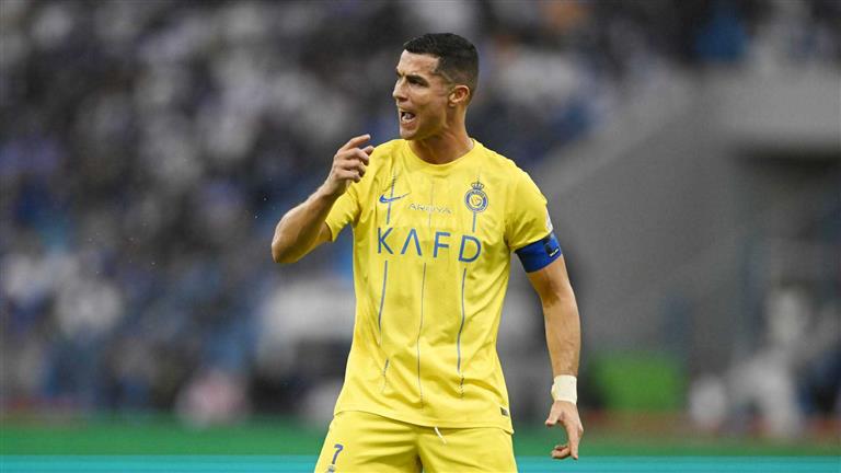 بسبب رونالدو.. إلغاء هدف تقدم النصر على الهلال (فيديو) 1 بسبب رونالدو.. إلغاء هدف تقدم النصر على الهلال (فيديو)