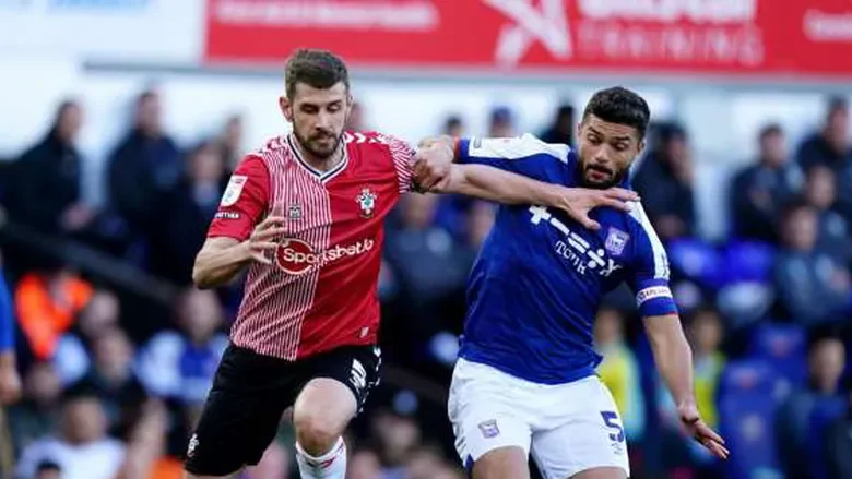 مرسي يقود إبسويتش تاون لإسقاط ساوثهامبتون ويقربه من البريميرليج