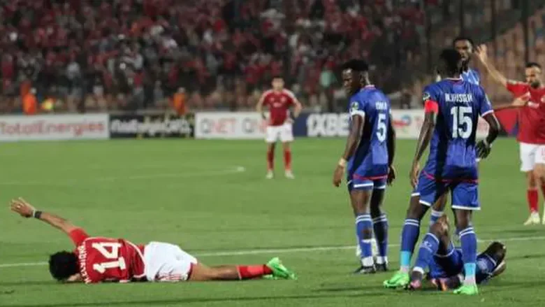 عاجل| أول تعليق من حسين الشحات بعد خضوعه لجراحة الوجه 1 أول تعليق من حسين الشحات بعد خضوعه لجراحة الوجه