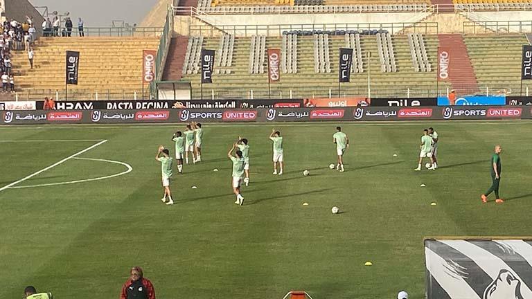 "أبطال أفريقيا أهم".. كيف استقبل جمهور نادي الزمالك اللاعبين 1 "أبطال أفريقيا أهم".. كيف استقبل جمهور نادي الزمالك اللاعبين