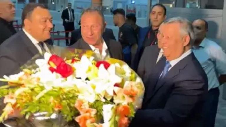 "استقبال وغاز مسيل للدموع وإشادة بالغريم".. الوضع في تونس قب 1 "استقبال وغاز مسيل للدموع وإشادة بالغريم".. الوضع في تونس قب