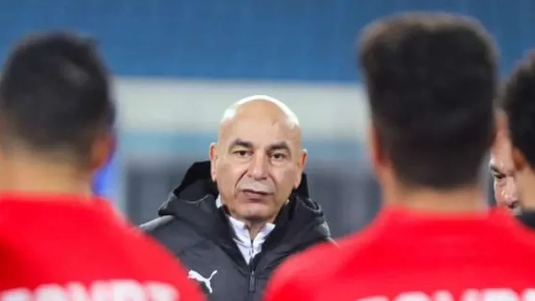 حسام حسن يحدد 15 لاعبا من الأهلي في قائمة منتخب مصر: ثنائي لأول مرة 1 حسن يحدد 15 لاعبا من الأهلي في قائمة منتخب