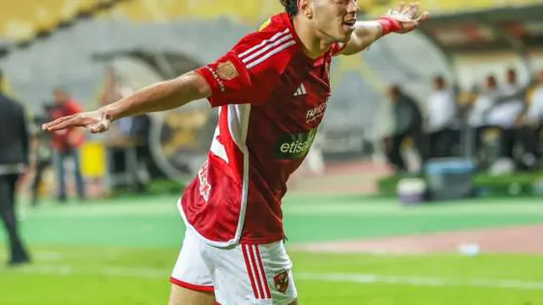 حسين لبيب يُلمح لإمكانية عودة إمام عاشور لـ الزمالك «فيديو» 1 لبيب يُلمح لإمكانية عودة إمام عاشور لـ الزمالك فيديو