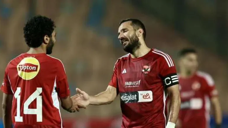 شوبير يكشف عن بديل علي معلول أمام الترجي التونسي 1 يكشف عن بديل علي معلول أمام الترجي التونسي