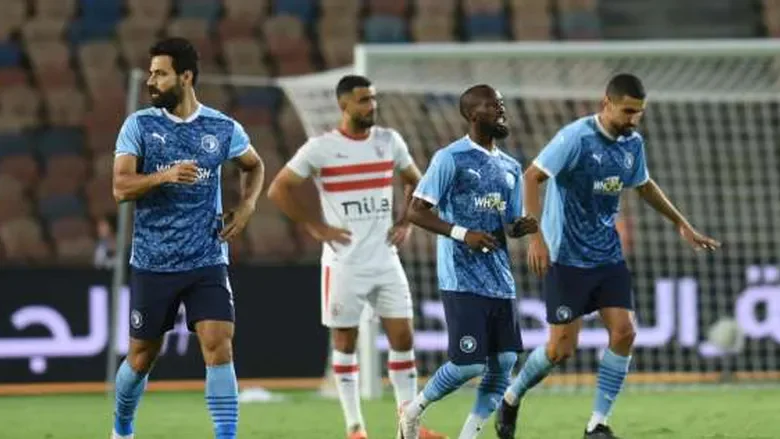 «مليون و400 ألف دولار».. تفاصيل عرض بيراميدز لخطف أكبر صفقات الزمالك 1 و400 ألف دولار تفاصيل عرض بيراميدز لخطف أكبر صفقات