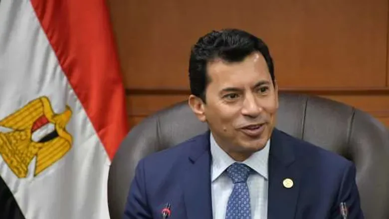 وزير الشباب والرياضة يهنئ الزمالك بعد الفوز بلقب الكونفدرالية 1 الشباب والرياضة يهنئ الزمالك بعد الفوز بلقب الكونفدرالية