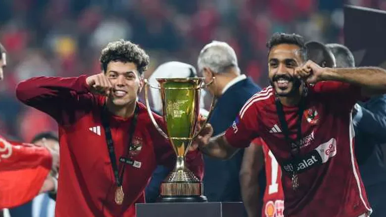 يرغبان في الرحيل..مفاجأة صادمة للأهلي بسبب إمام عاشور وكهربا.. عاجل 1 في الرحيلمفاجأة صادمة للأهلي بسبب إمام عاشور وكهربا عاجل