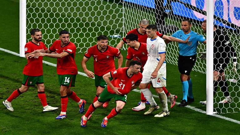 منتخب البرتغال يستهل مشواره بيورو 2024 بفوز قاتل على التشيك 1 منتخب البرتغال يستهل مشواره بيورو 2024 بفوز قاتل على التشيك