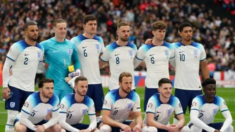 هاري كين يقود هجوم إنجلترا أمام سلوفينيا باليورو 1 كين يقود هجوم إنجلترا أمام سلوفينيا باليورو