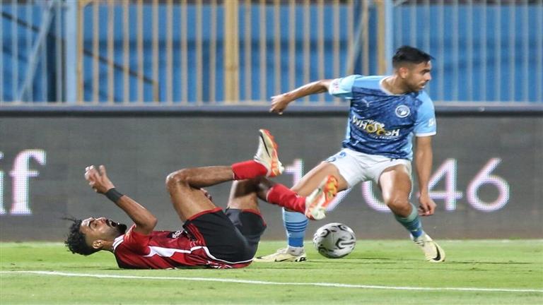 "علامة صلاة إيه اللي عندك دي؟".. حسين الشحات يتوعد لاعب الزم 1 "علامة صلاة إيه اللي عندك دي؟".. حسين الشحات يتوعد لاعب الزم