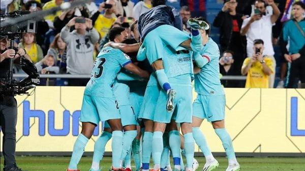 قائد برشلونة يقرر الرحيل عن الكامب نو بعد 14 عاما 1 برشلونة