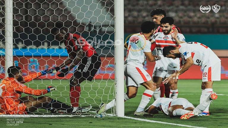 مصراوي يكشف تفاصيل مشادة بين "شلبي" و مجدي".. من أنهى الأزمة 1 مصراوي يكشف تفاصيل مشادة بين "شلبي" و مجدي".. من أنهى الأزمة