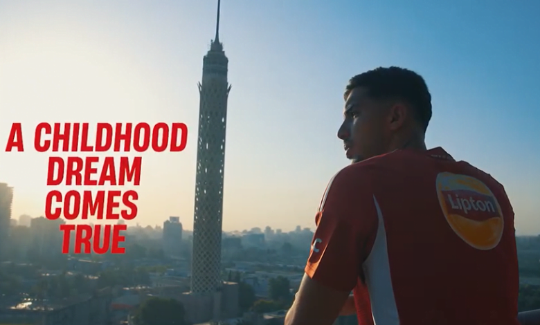 الأهلي المصري يضم لاعب منتخب قطر