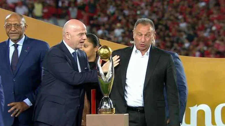 فيفا يجتمع بـ الأهلي قبل مواجهة الزمالك بـ24 ساعة.. اعرف التفاصيل 1 يجتمع بـ الأهلي قبل مواجهة الزمالك بـ24 ساعة اعرف