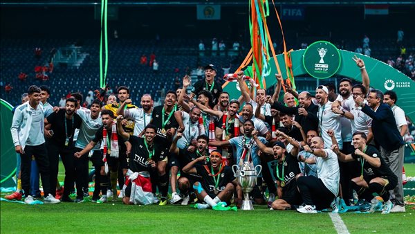 هاني شاكر يطالب بإبرام صفقات كبرى بعد التتويج بالسوبر الأفريقي 1 الزمالك