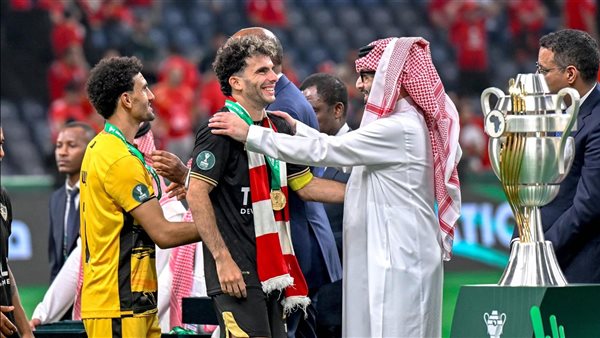 بشير التابعي: الزمالك أكبر قلعة رياضية في مصر.. والسوبر المصري اهم من المنتخب 1 الزمالك