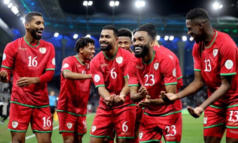 بـ 10 لاعبين هزمت الأخضر السعودي عمان إلى نهائي