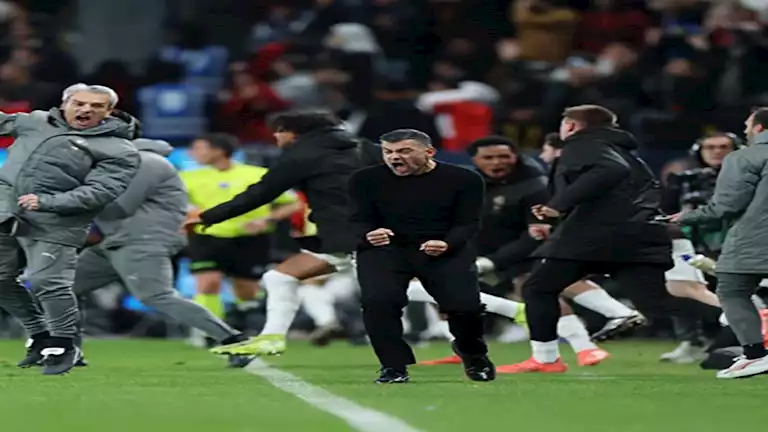 شاهد بالفيديو احتفالات ميلان بكأس السوبر الإيطالي 1 شاهد بالفيديو احتفالات ميلان بكأس السوبر الإيطالي