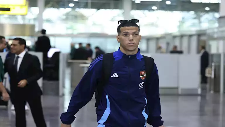 "ليه قال كده على إمام؟".. إعلامي يكشف مفاجأة عن مترجم كولر 1 "ليه قال كده على إمام؟".. إعلامي يكشف مفاجأة عن مترجم كولر