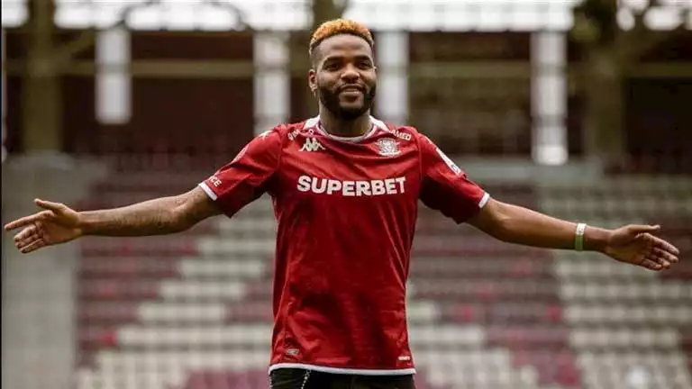 واقعة هروب جديدة.. هل عرض بوبيندزا العودة للزمالك؟ الحقيقة كاملة 1 واقعة هروب جديدة.. هل عرض بوبيندزا العودة للزمالك؟ الحقيقة كاملة