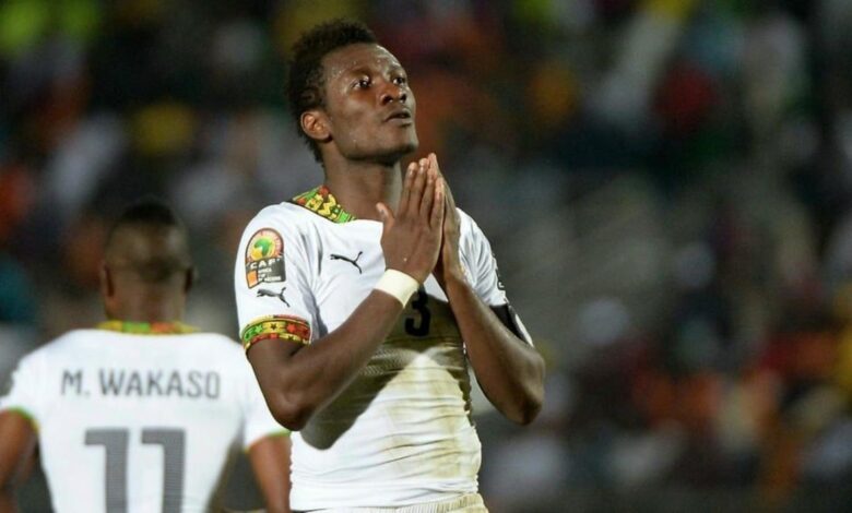 طلاق يجبر أسطورة غانا على إعلان إفلاسه