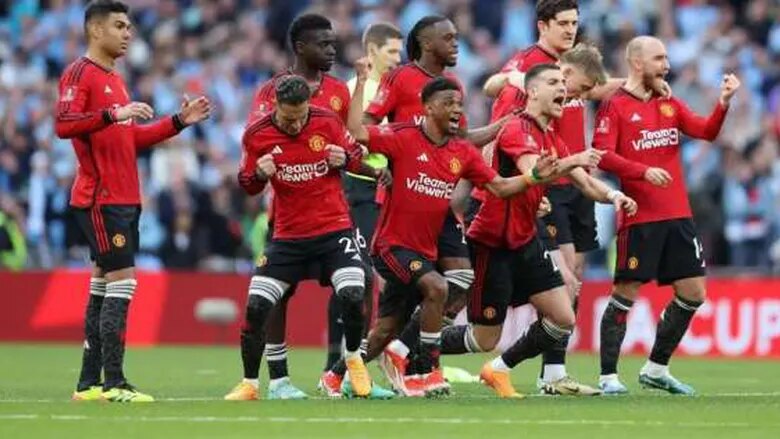 مانشستر يونايتد نجم جديد من إيطاليا ومواجهة كريستال بالاس