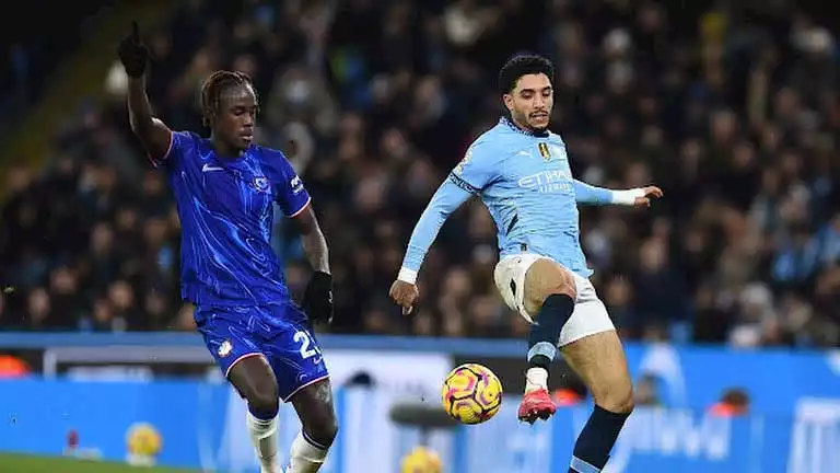 استعدادا لمباراة ريال مدريد.. إضافة عمر مرموش إلى قائمة مانشستر سيتي الأوروبية