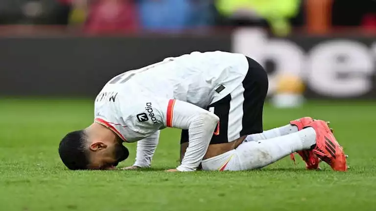 كم هدف يفصل صلاح عن خامس هدافي الدوري الإنجليزي الممتاز عبر التاريخ؟ 1 كم هدف يفصل صلاح عن خامس هدافي الدوري الإنجليزي الممتاز عبر التاريخ؟