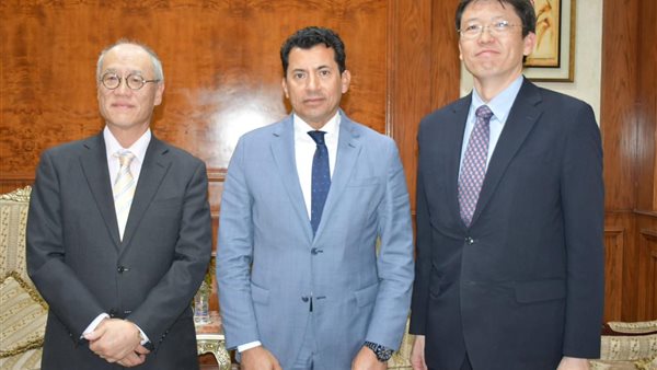 وزير الشباب والرياضة يلتقي السفير الياباني الجديد بالقاهرة ورئيس منظمة الجايكا 1 صبحي يلتقي السفير