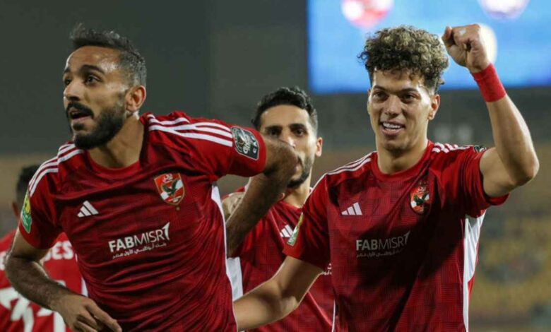 مصر التحقيق في اتهام نجمي الأهلي بجلب مخدرات من