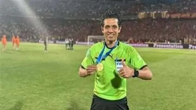 الغندور حكما لمباراة الأهي والمصري البورسعيدي بالدوري 1 الغندور حكما لمباراة الأهي والمصري البورسعيدي بالدوري
