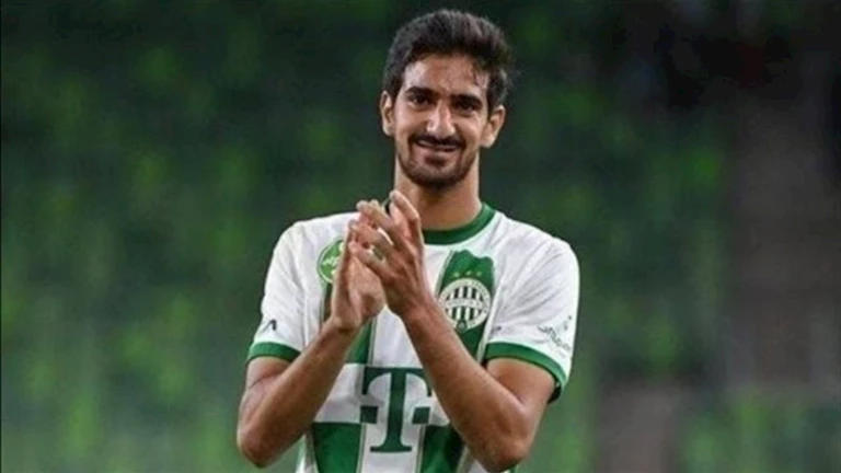 المدير الرياضي لفرينكفاروزي المجري يعلن انتقال نجمه للأهلي 1 المدير الرياضي لفرينكفاروزي المجري يعلن انتقال نجمه للأهلي