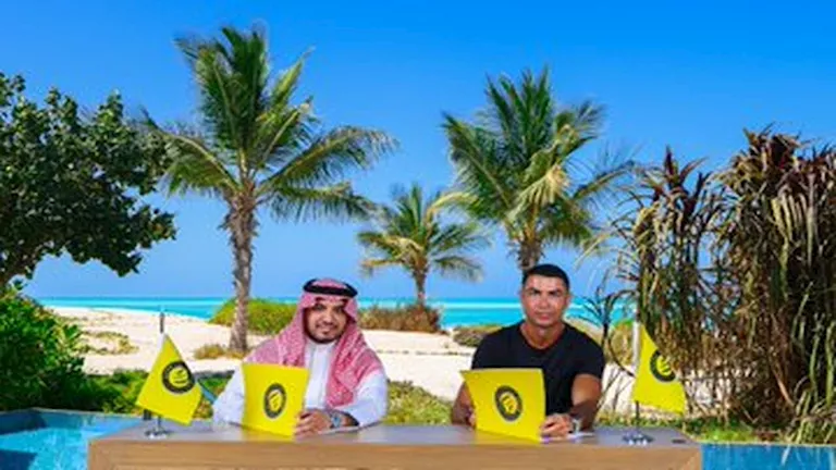أعلى لاعب في العالم.. تعرف على راتب كريستيانو رونالدو مع النصر 1 أعلى لاعب في العالم.. تعرف على راتب كريستيانو رونالدو مع النصر
