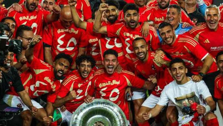 الأهلي يرصد مكافآت ضخمة للاعبيه في كأس العالم للأندية 1 يرصد مكافآت ضخمة للاعبيه في كأس العالم للأندية