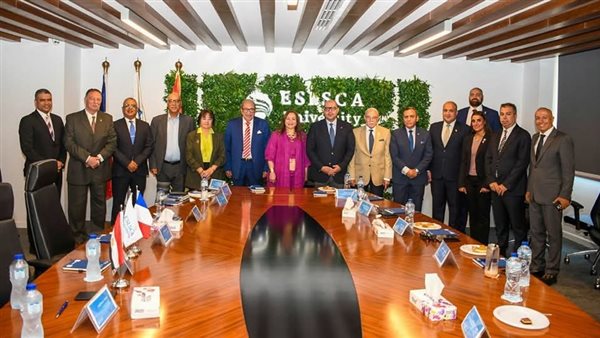 بروتوكول تعاون بين اللجنة الأولمبية وجامعة إسلسكا لدعم وتطوير الرياضة المصرية 1 بروتوكول تعاون بين