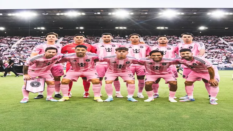 منافس الأهلي.. ماسكيرانو يعلن قائمة إنتر ميامي لكأس العالم للأندية 1 منافس الأهلي.. ماسكيرانو يعلن قائمة إنتر ميامي لكأس العالم للأندية