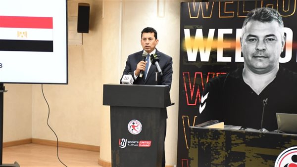 وزير الرياضة يشهد مؤتمر تقديم الإسباني باسكوال مديرًا فنيًا لمنتخب كرة اليد 1 وزير الرياضة يشهد