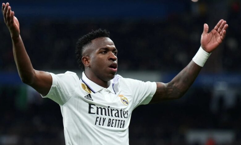 السجن لأربعة من مشجعي أتلتيكو مدريد بسبب فينيسيوس