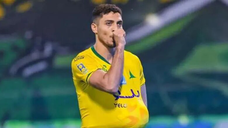 قرار الأهلي مع وسام أبوعلي يطيح بآمال محمد شريف في العودة 1 الأهلي مع وسام أبوعلي يطيح بآمال محمد شريف في