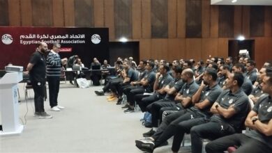 أوسكار رويز يجتمع بحكام الدورى الممتاز قبل انطلاق الجولة السادسة 6 أوسكار رويز يجتمع