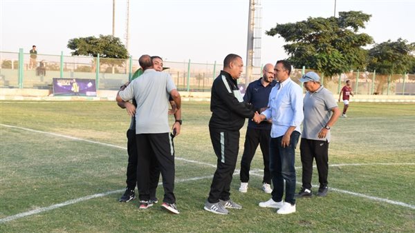 الجهاز الفني للفريق الأول بالمقاولون يتابع مباراة الشباب أمام سيراميكا كليوباترا 1 جهاز المقاولون يتابع