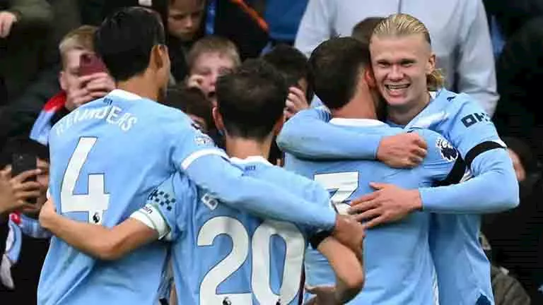 بقيادة مرموش.. مانشستر سيتي يتخطى سوانزي سيتي في كأس كاراباو 1 بقيادة مرموش.. مانشستر سيتي يتخطى سوانزي سيتي في كأس كاراباو