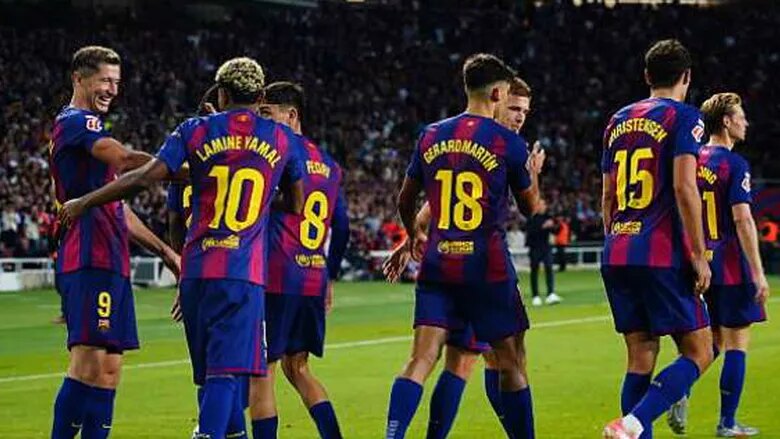 لتعويض رحيل مارتينيز.. برشلونة يراقب مدافع بوروسيا دورتموند 1 رحيل مارتينيز برشلونة يراقب مدافع بوروسيا دورتموند